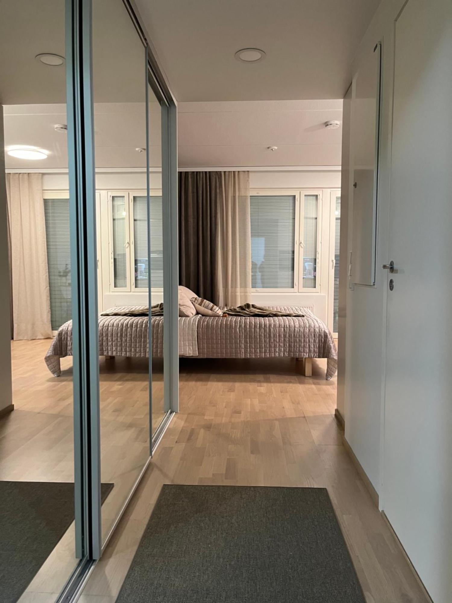 Studio Vip - Close To Airport And Tikkurila Train Station فانتا المظهر الخارجي الصورة